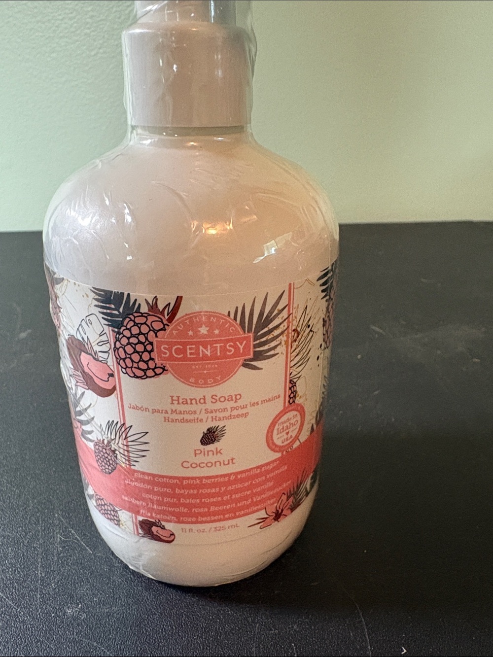 Scentsy Pink Coconut Hand Soap — White & Pink